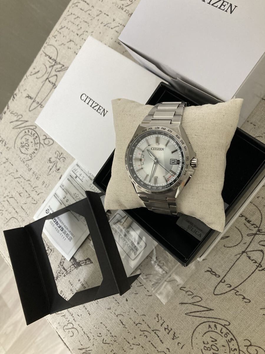 Super Excellent Condition Citizen Men’s Attesa Act Line Titanium Radio Solar Ful