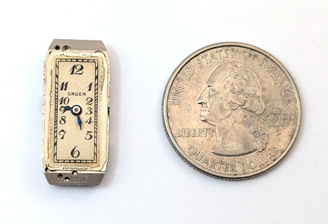 GRUEN GUILD 15j Cornoruma Art Deco Petite 11mm Swiss Watch Movement PARTS REPAIR