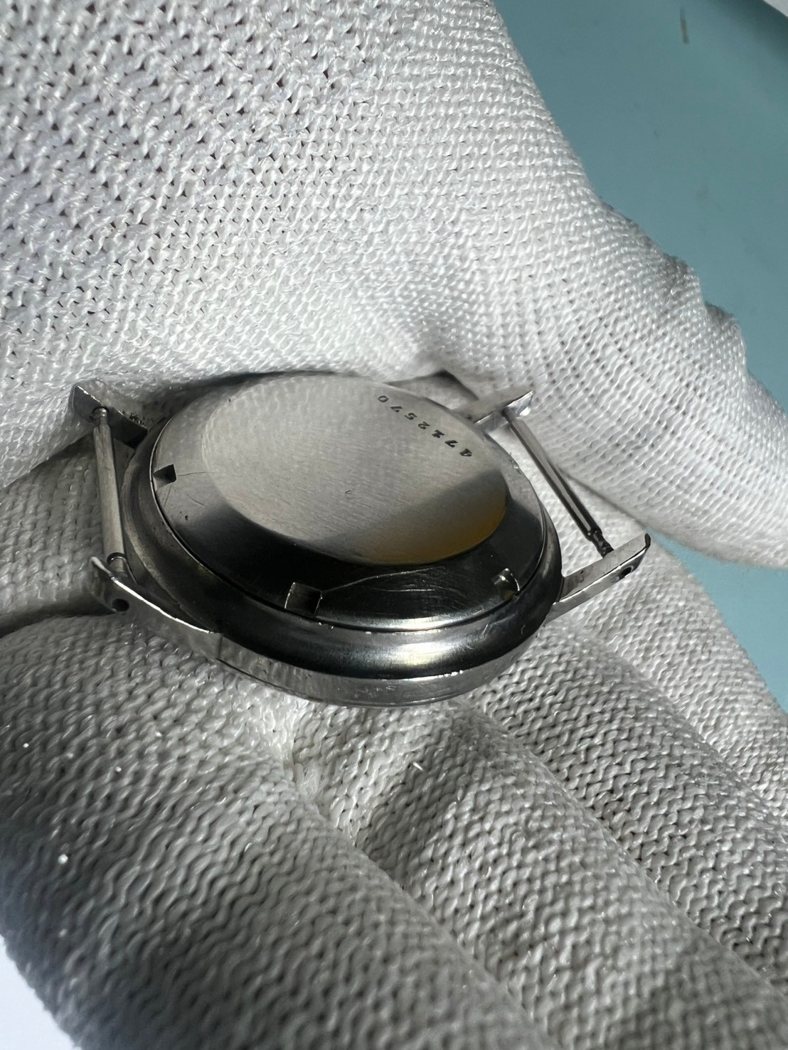 4. Eterna Matic cal 1412 autometic 34 mm running broken bezel