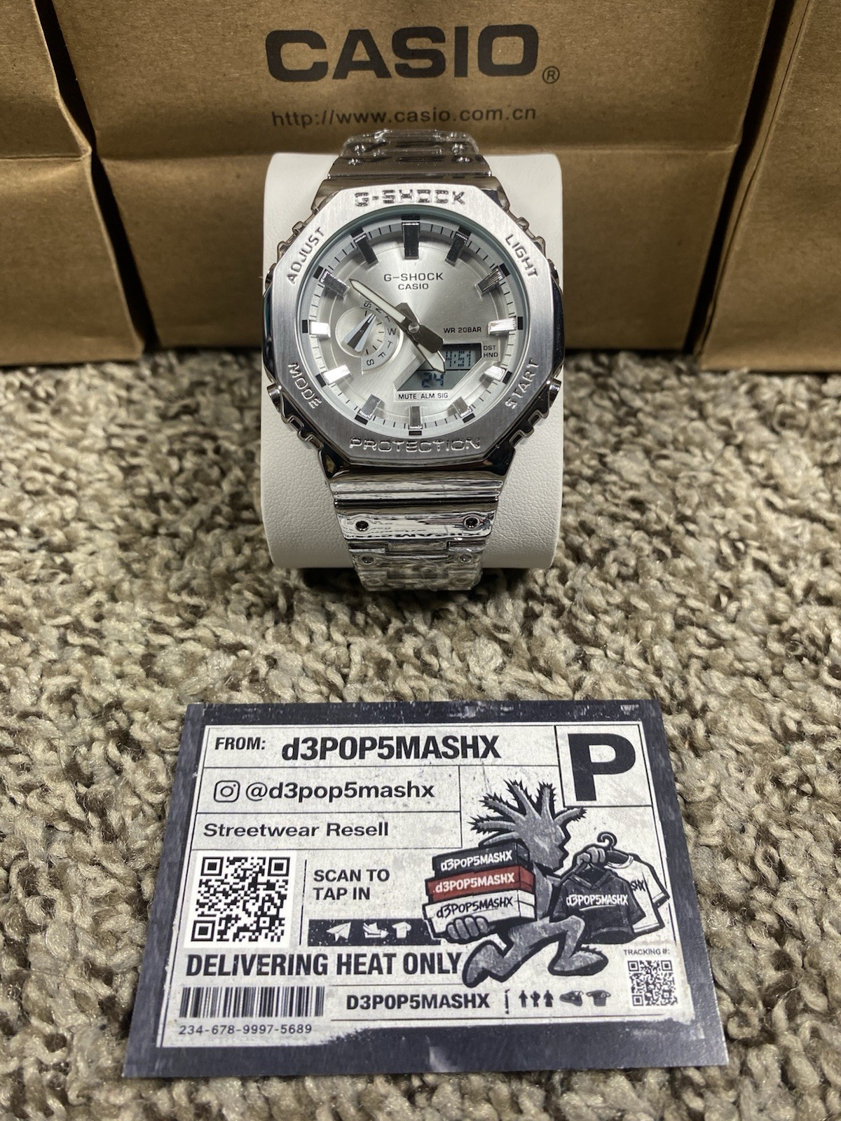 Casio G-SHOCK Analog & Digital Quartz Watch Stainless Steel 200m Box Papers