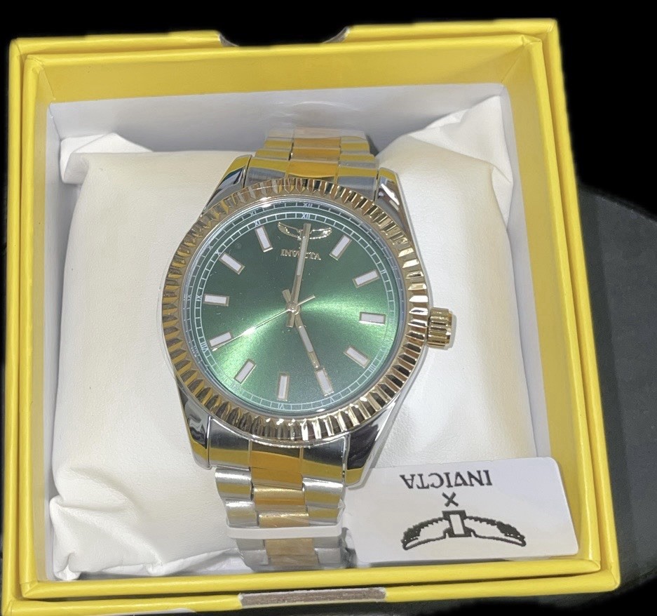 Invicta Men’s Watch Specialty I by Invicta Green Dial Two Tone Bracelet 69012