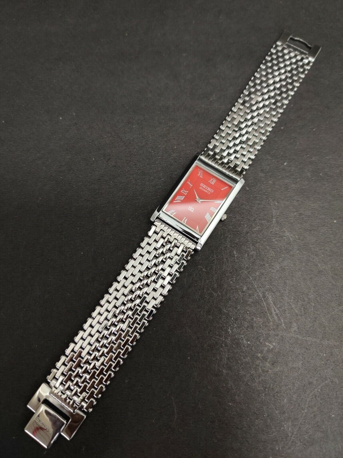 Vintage Seiko Slim Quartz Red Face Rectangle Japanese 26MM Case Mens Watch S12