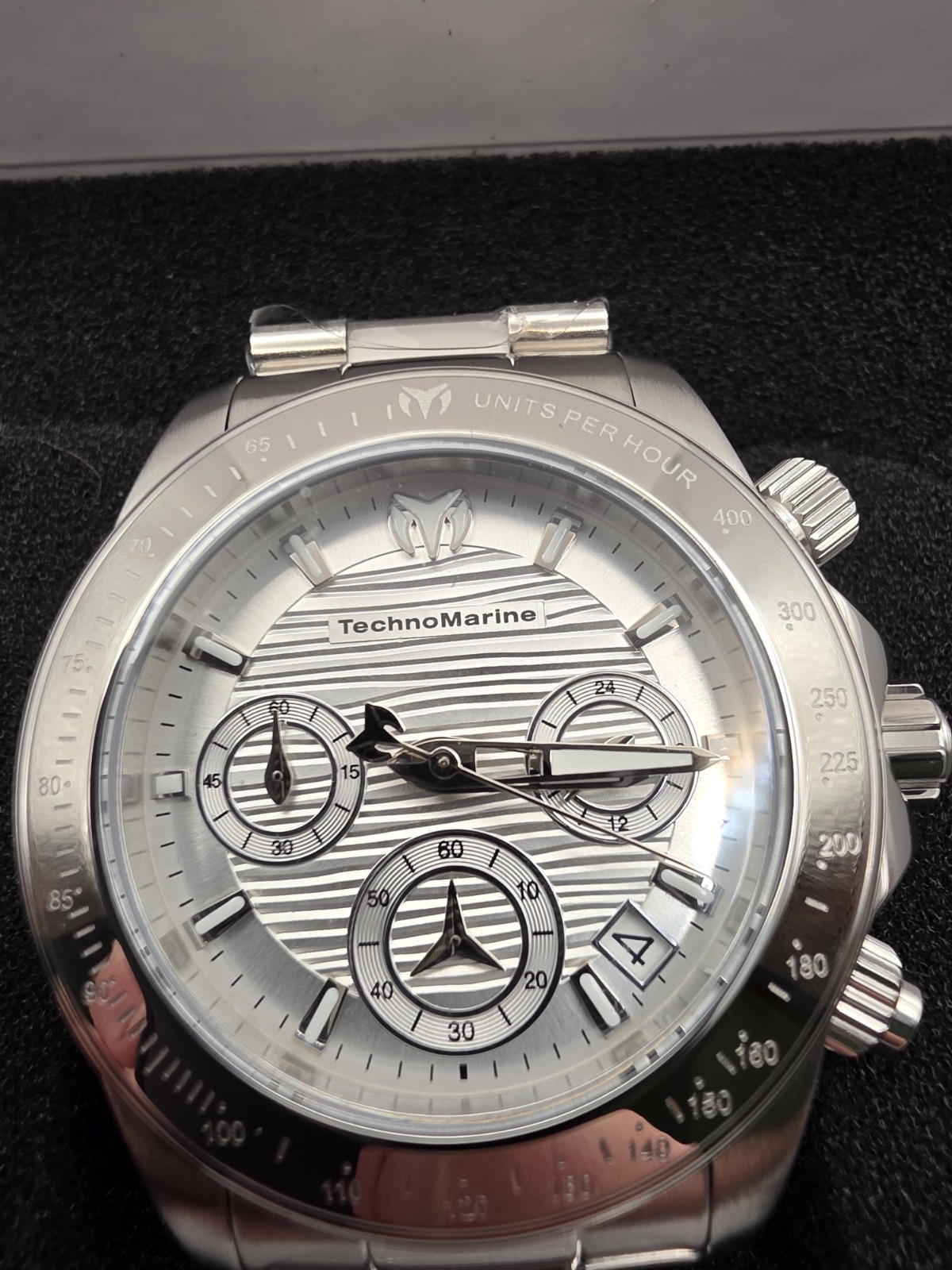 TechnoMarine Men’s Manta Ray Unisex Watch 38mm
