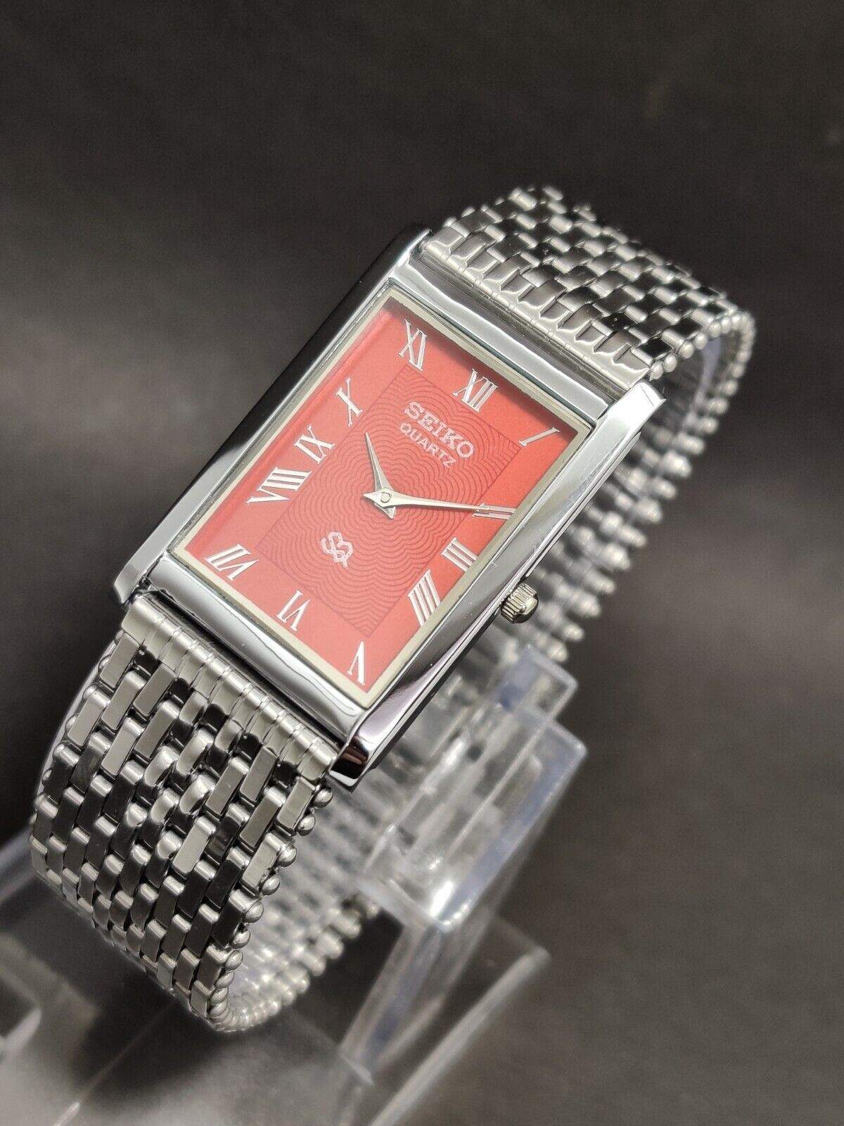 Vintage Seiko Slim Quartz Red Face Rectangle Japanese 26MM Case Mens Watch S12