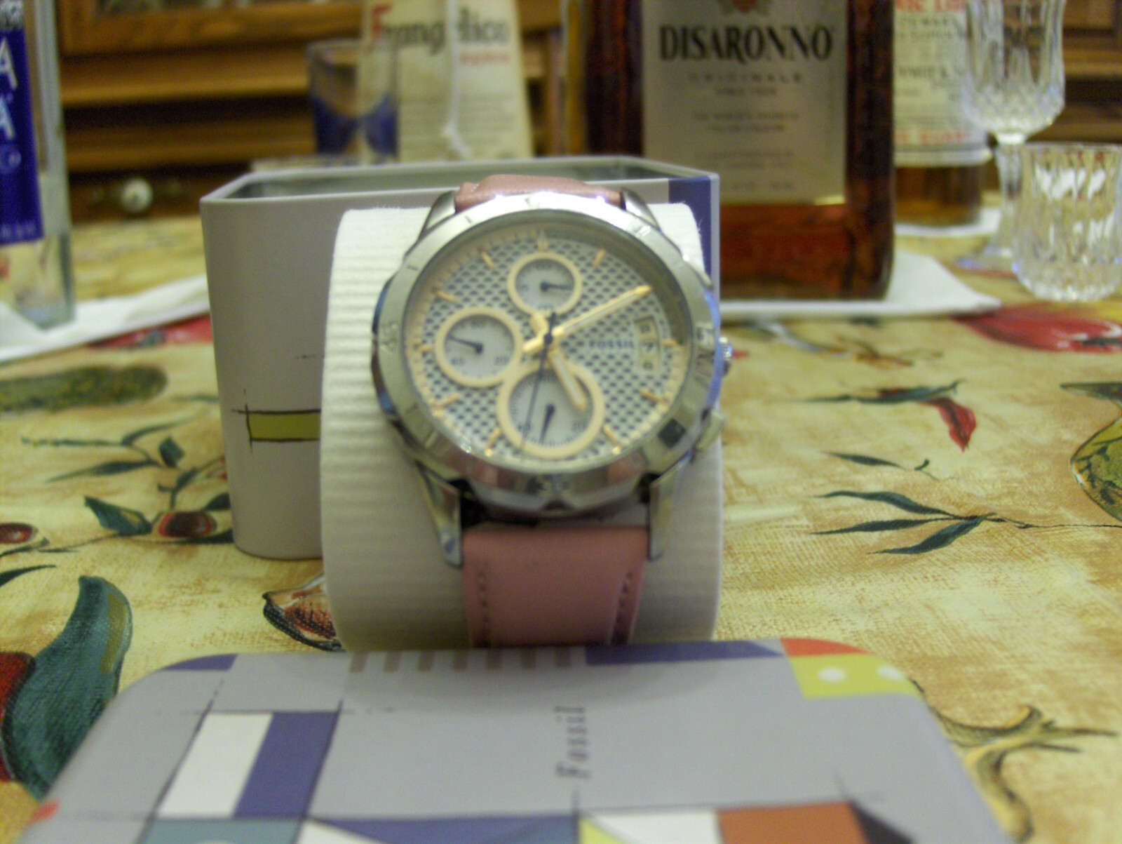 FOSSIL ES 4024 MODERN PURSUIT 3 EYE CHRONOGRAPH DIALS AND DATE WINDOW