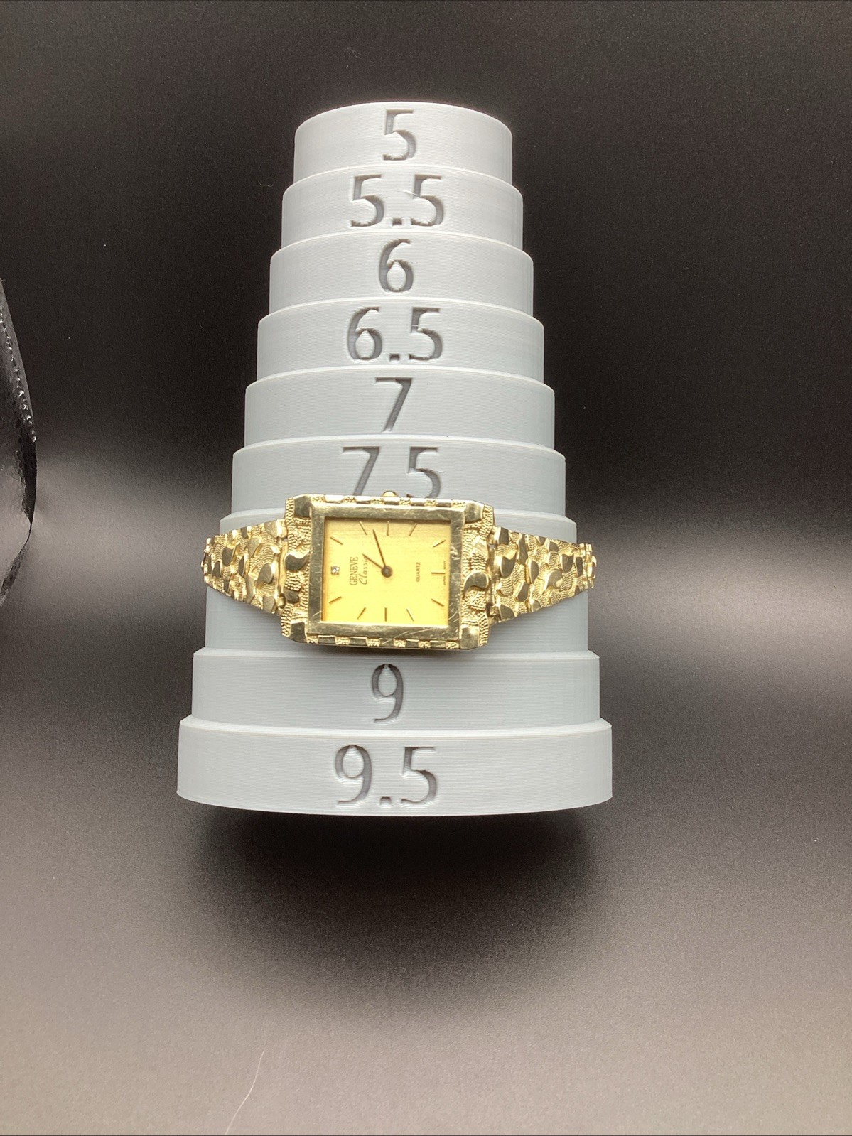 geneve 10k gold nugget Watch