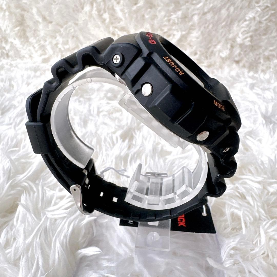 New CASIO G-SHOCK DW-6900UB-9JF body with tag