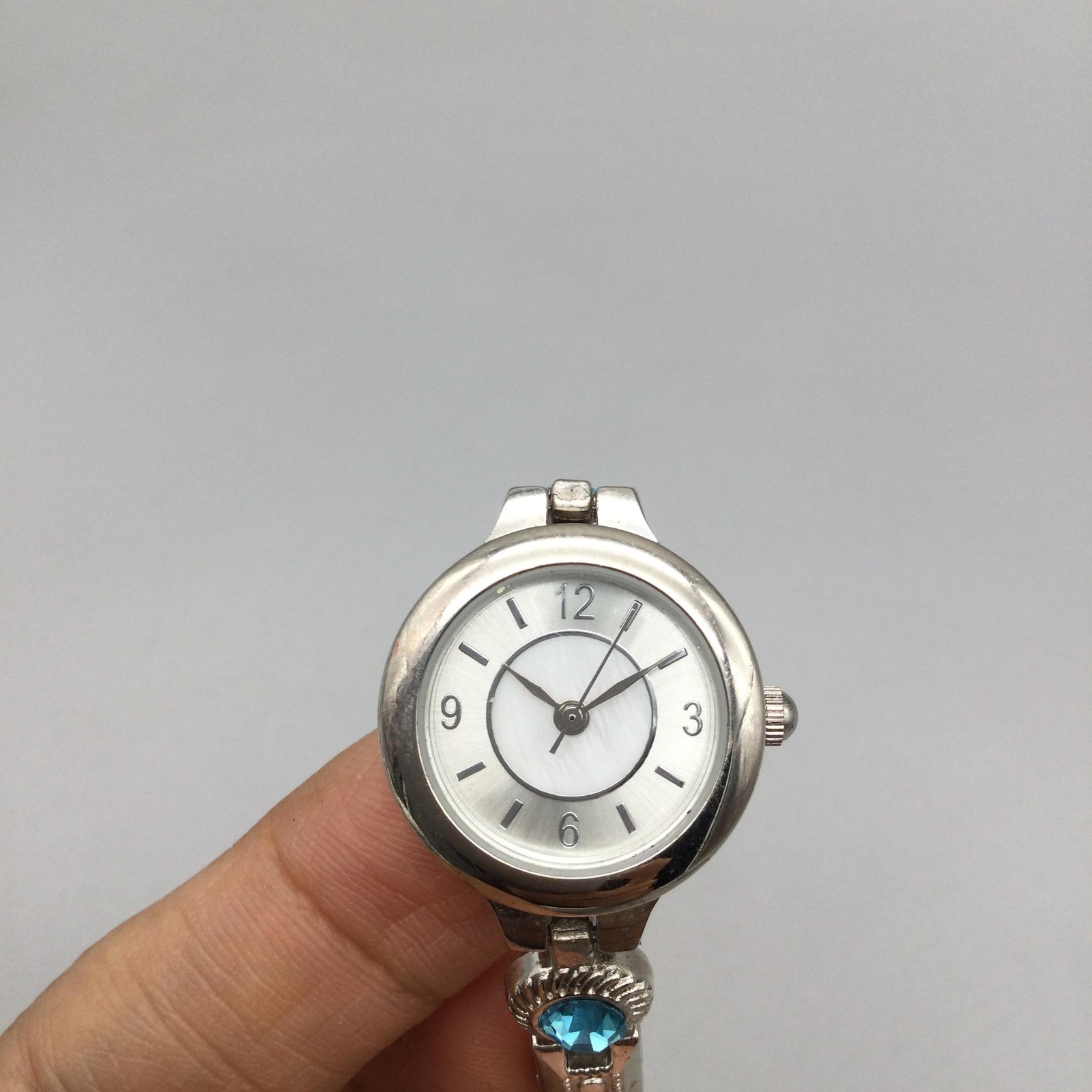 Allude Womens Watch 22mm Silver Tone Blue Rhinestone Bracelet New Battery 7.5″