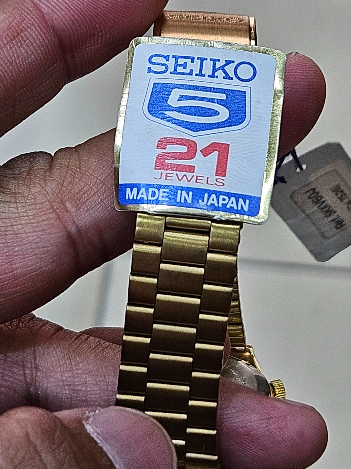 NOS Seiko 5 SKXV60J Automatic 21 Jewels Gold Dial Arabic Day Date Made In Japan