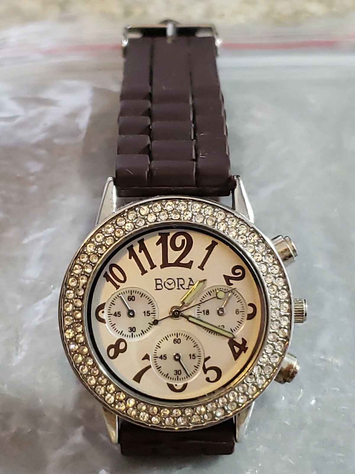 Bora Womens Watch Brown Numbers And Silicone Band Quartz Crystal Bezel 35mm