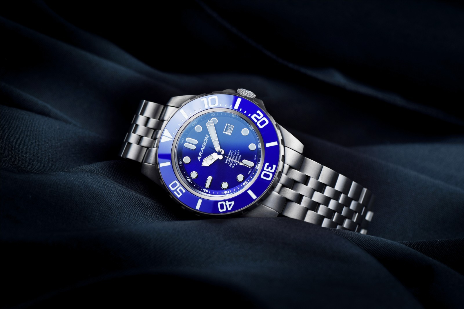 ARAGON A681BLU DIVEMASTER® 9015 Titanium 50mm