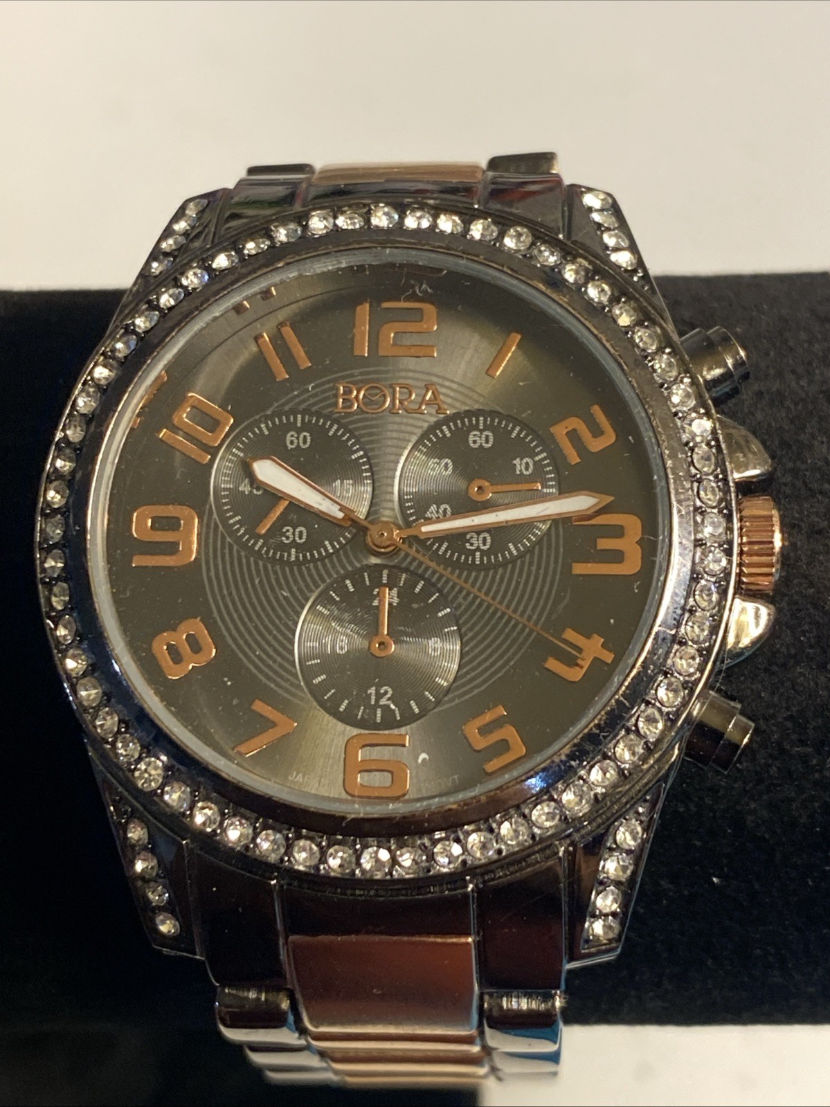 Bora Rhinestone Bronze tone Men’s watch New Battery