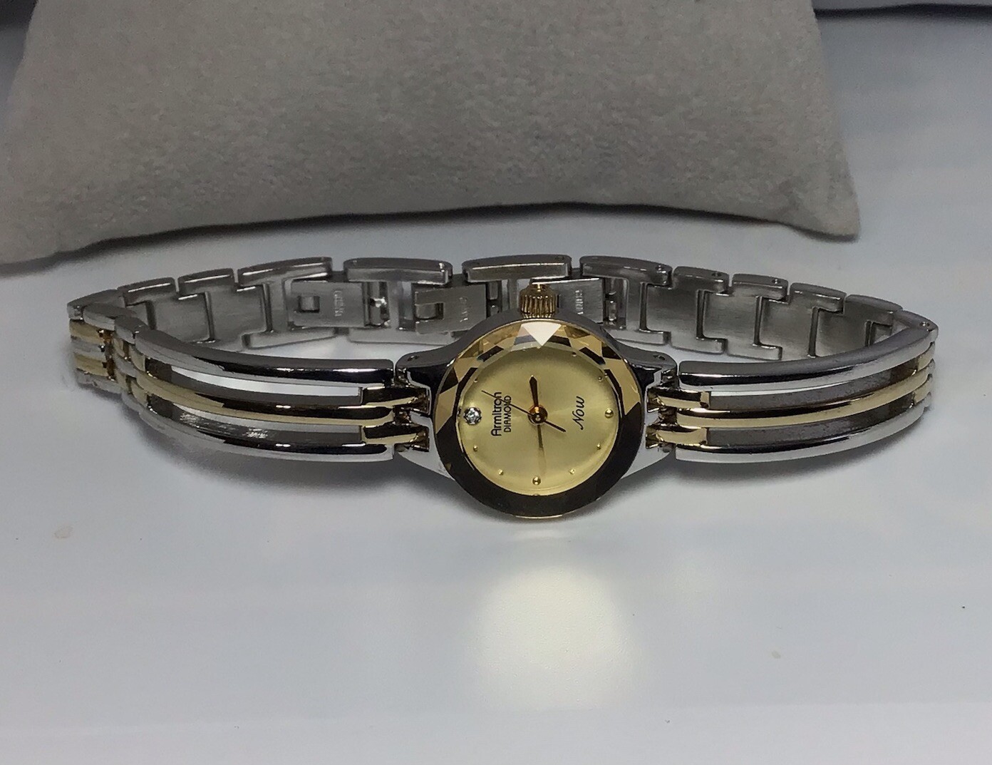 Amitron Diamond Women’s Watch