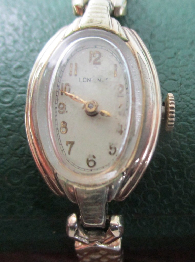 Vintage Longines Wittnauer 17 Jewel Ladies Watch 10K Gold Filled Swiss Runs