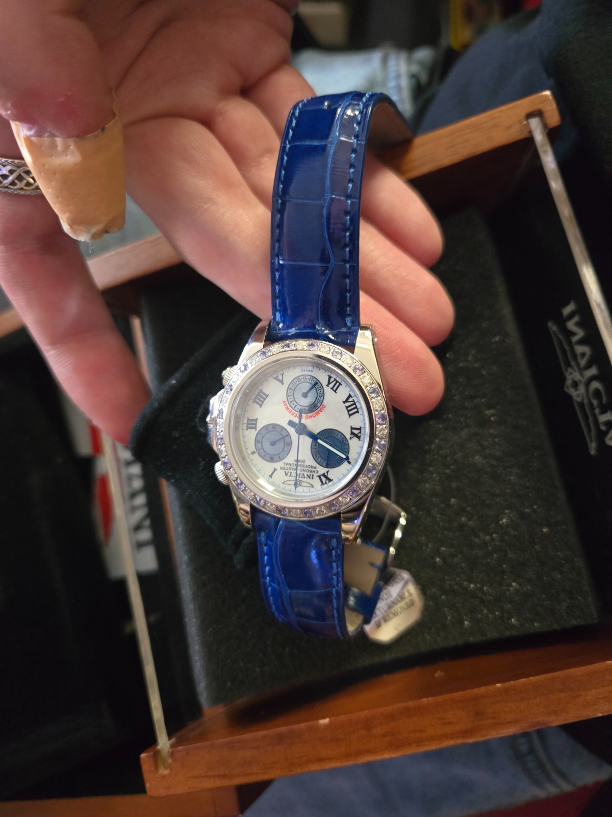Invicta Womens Diamond Speedway Sapphire 2088