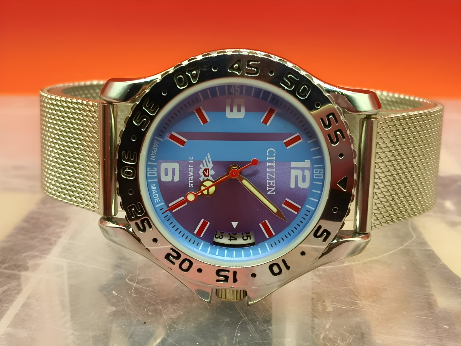 Automatic 8200 21Jewels Restored White Dial Blue Day/Date Mens Watch Vintage 67