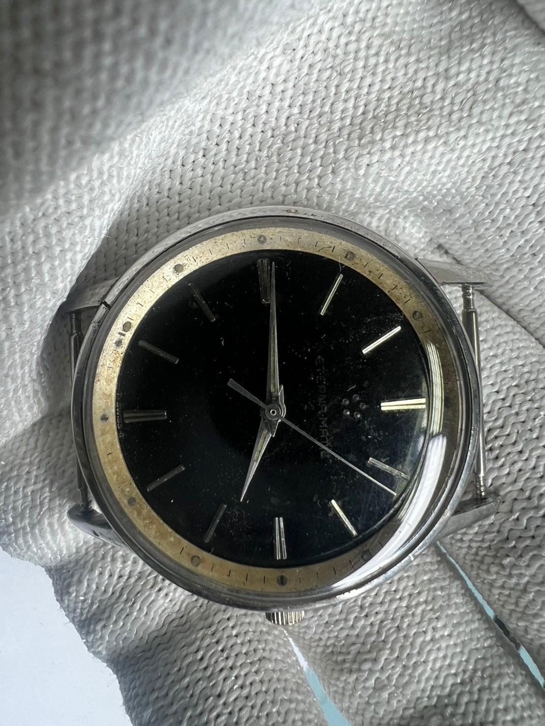 4. Eterna Matic cal 1412 autometic 34 mm running broken bezel