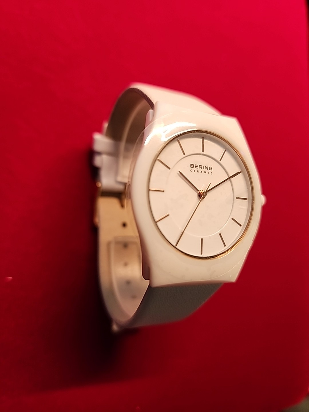 Bering Ceramic 32035-656 Unisex Watch – Elegant White Ceramic Dress Watch