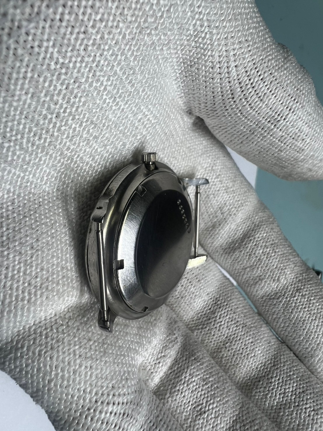 4. Eterna Matic cal 1412 autometic 34 mm running broken bezel