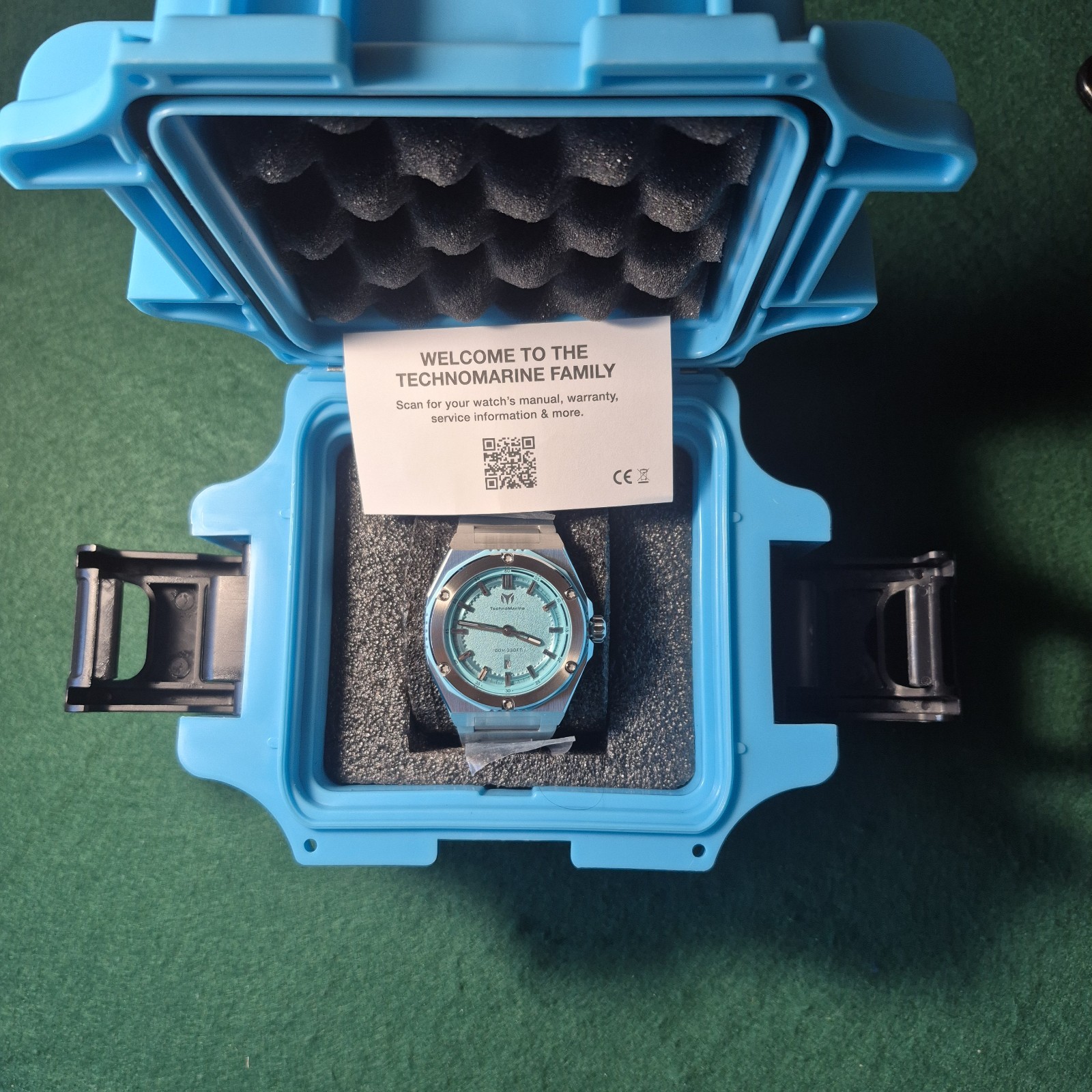 Technomarine Men’s Watch Coral Legacy Quartz Blue Dial Silver Bracelet TM-416059