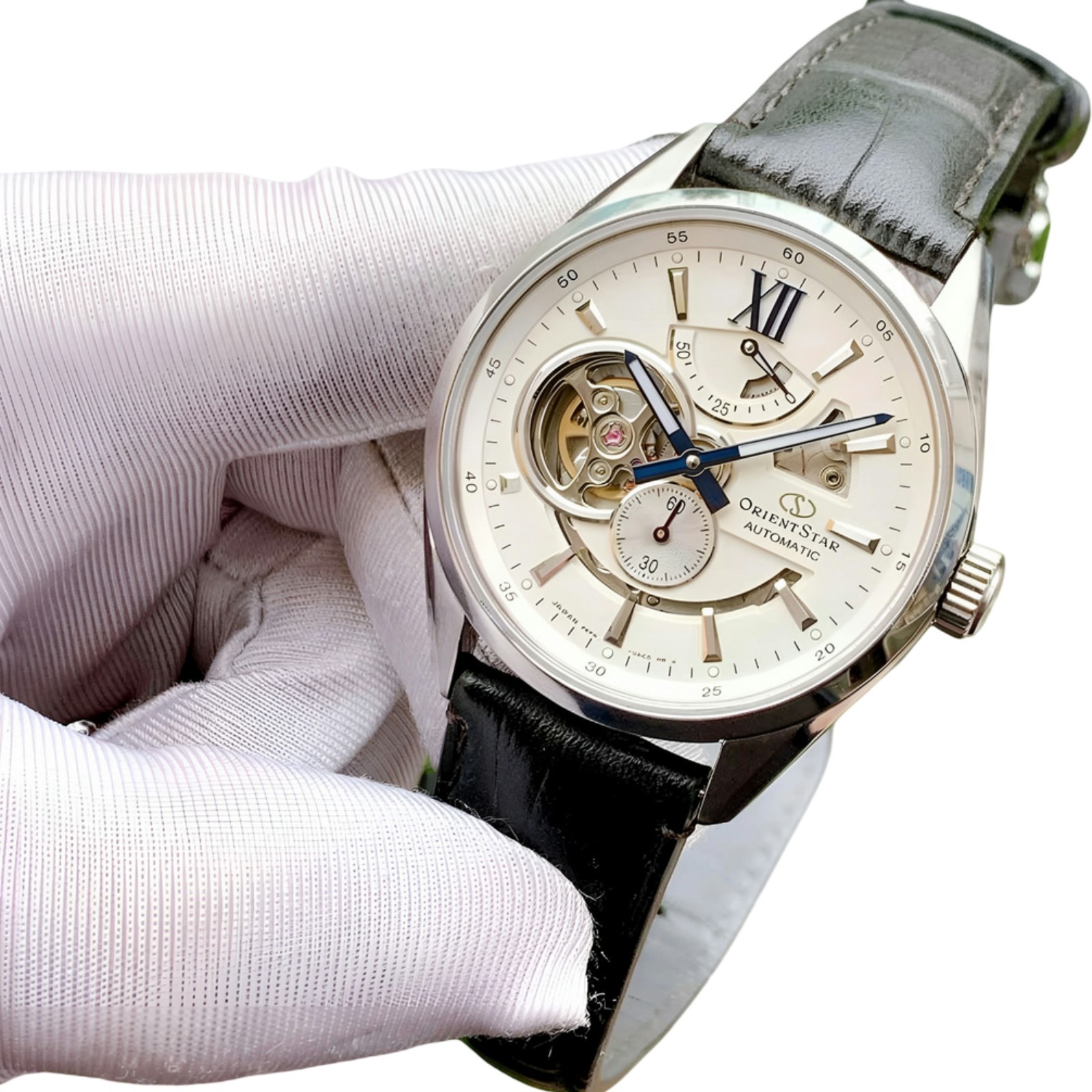 Orient Star Automatic Sapphire White Dial RK-AV0007S Men’s Watch Power Reserve