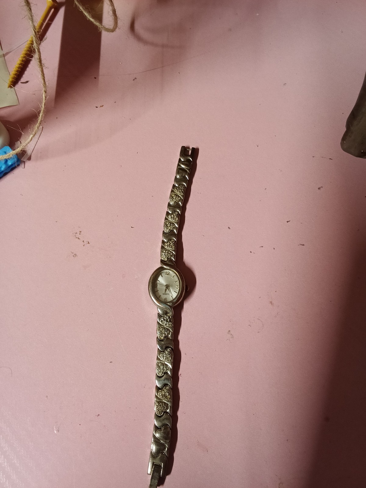 Geneva Women’s Silver Tone Heart Link Watch – 25% Off Bundle
