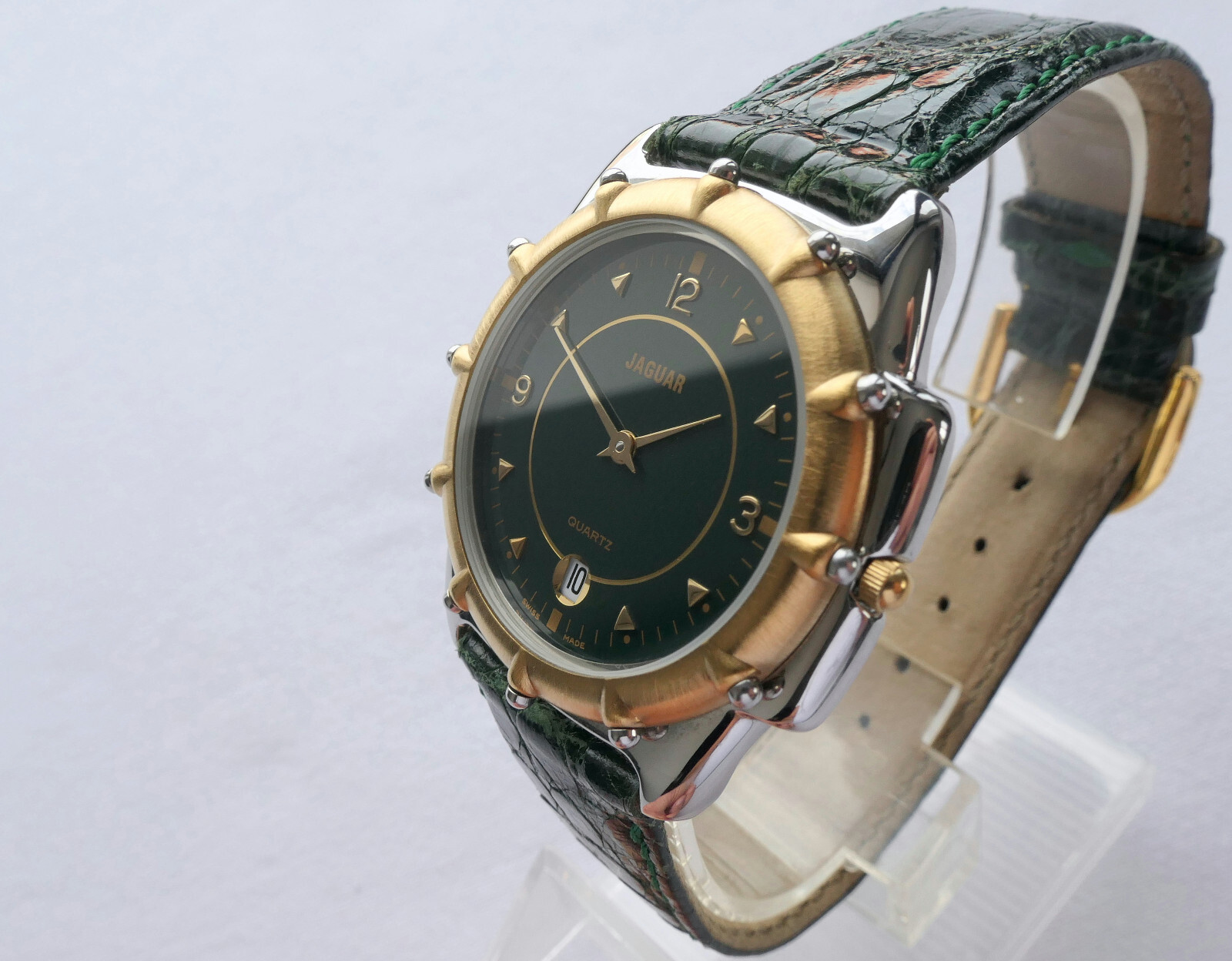 Jaguar Classic Coupe Car Accessory British Racing Green Swiss Made Luxury Watch