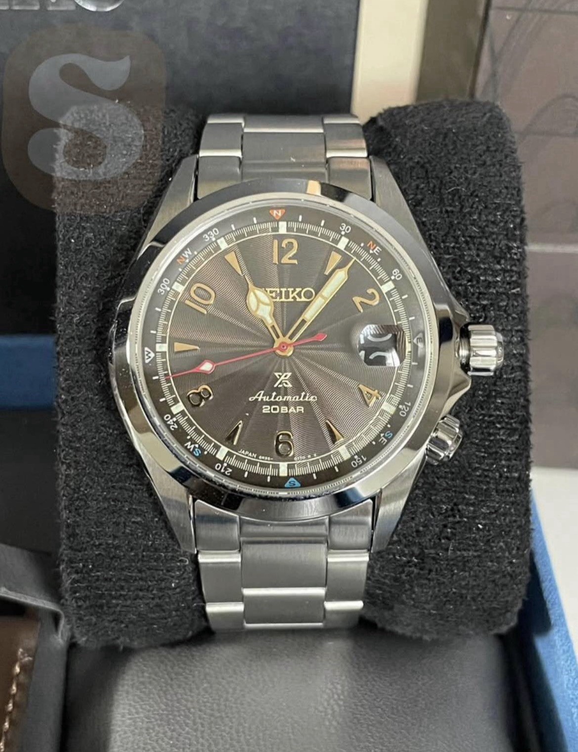 Seiko Prospex Limited Edition Automatic 200m Gray Sunburst Dial SS Bracelet