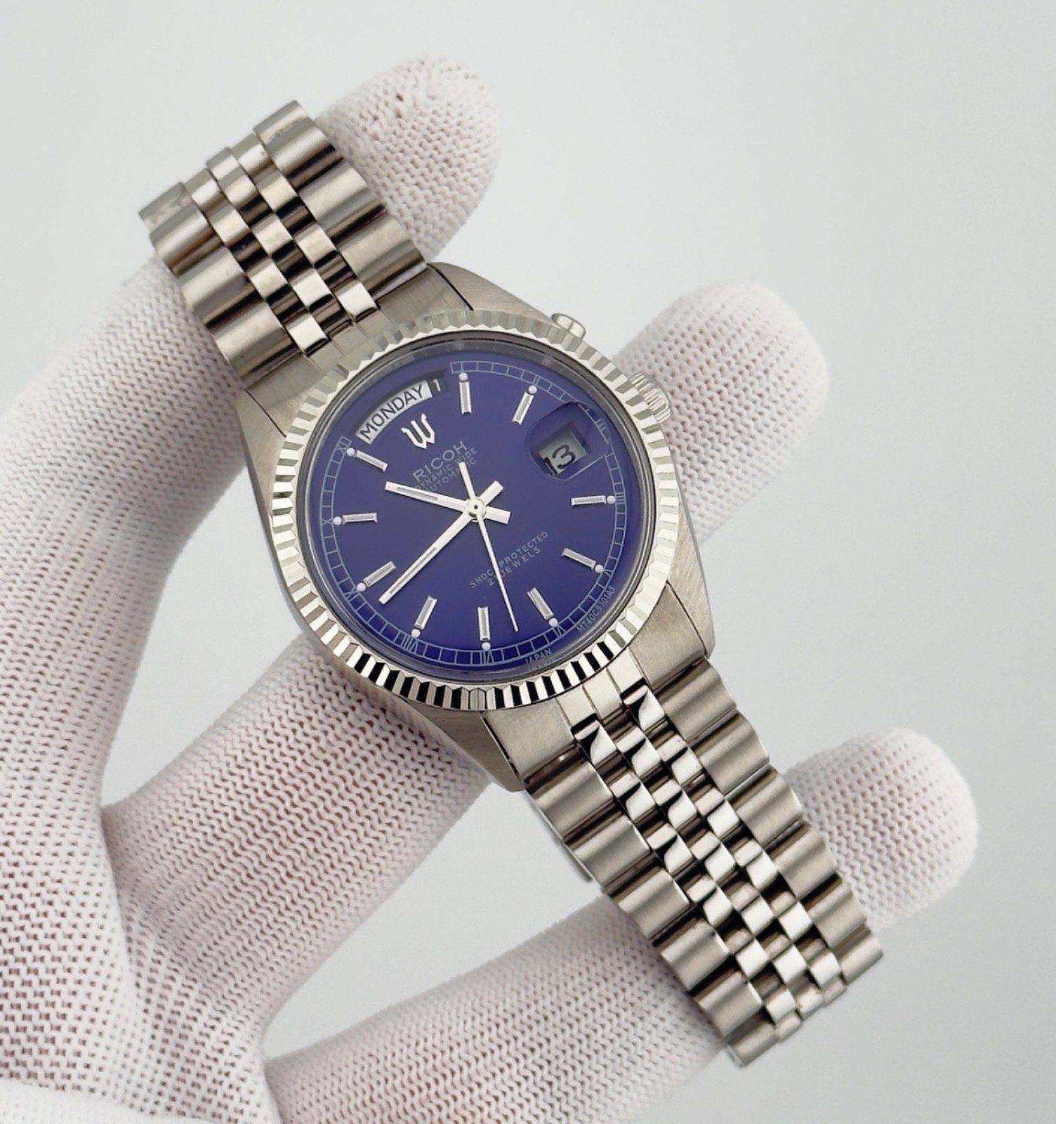 Ricoh President Dynamic wide Blue DialAuto day/Date