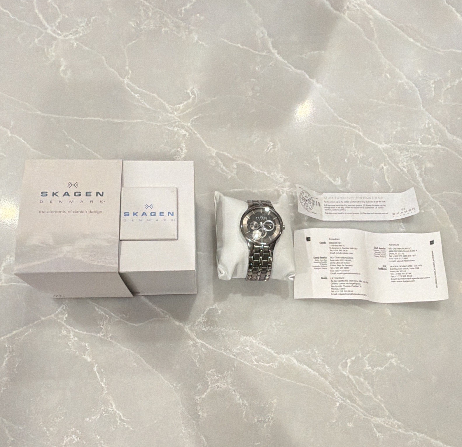Skagen Denmark Multifunction Quartz 30M Black/Gray Dial 39mm SS Bracelet Box