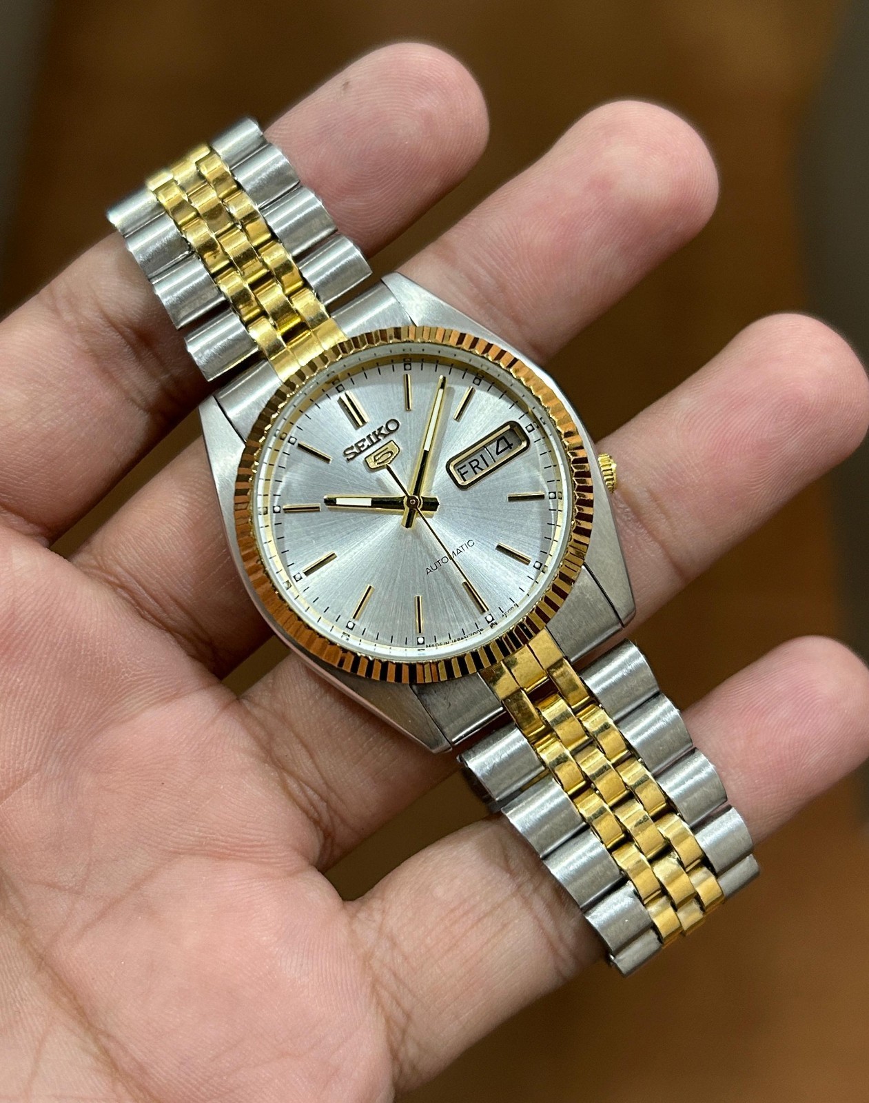 Rare Seiko 5 Automatic 17 jewel Silver Dial(changed) Japan Mens watch 7009-3111