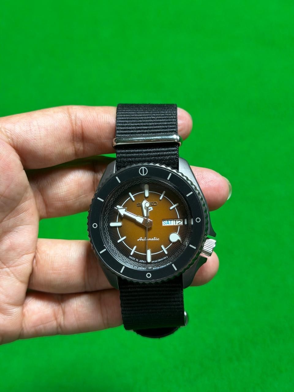 Seiko Automatic Men’s Watch Brown Dial Black Case NATO Strap Day Date