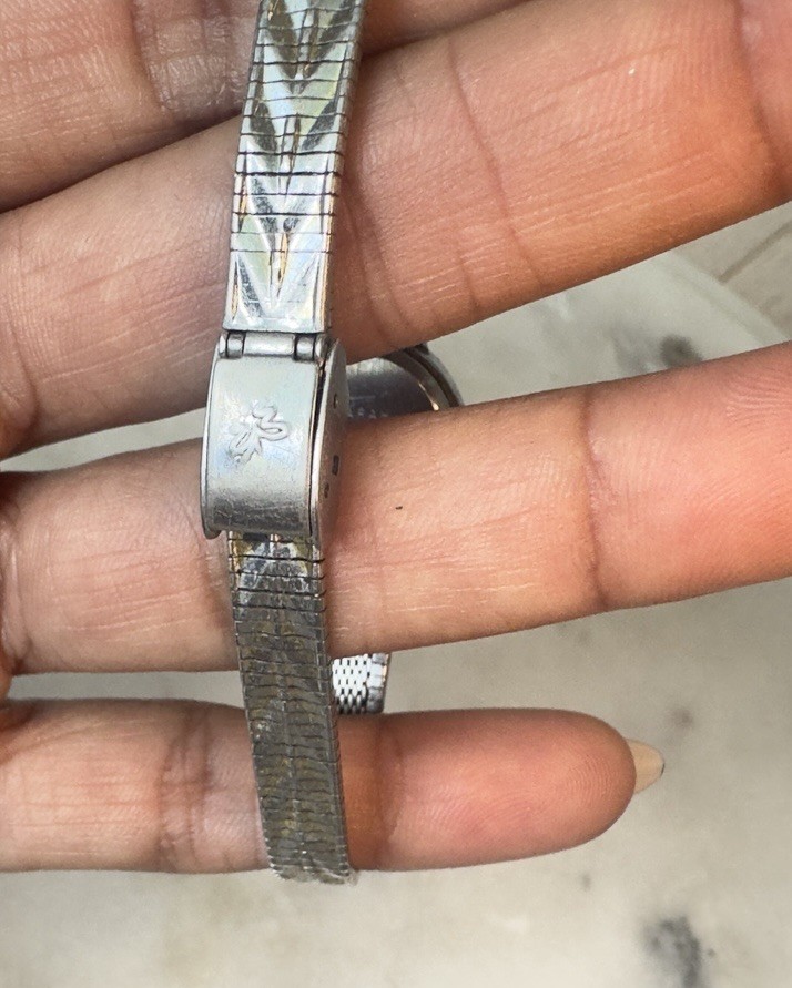 Vintage Sarah Coventry Supreme Stainless Steel Two-tone Women’s Watch 8.5in