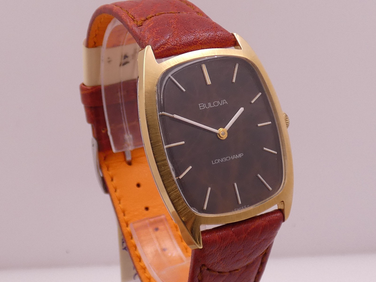 BULOVA LONGCHAMP BARREL VINTAGE ’70s RADICA DIAL 18KT G.F. MANUAL 7630 WATCH