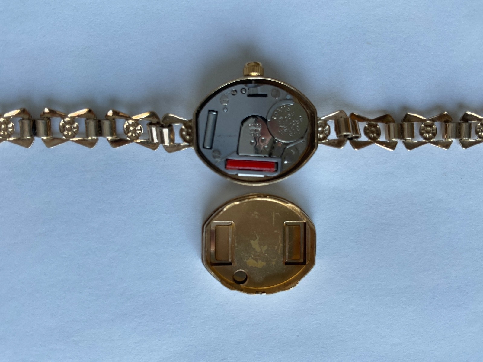Vintage Sovereign 9K (375) Hallmarked Solid Gold Lady’s Watch, 9K Band 8.8 g