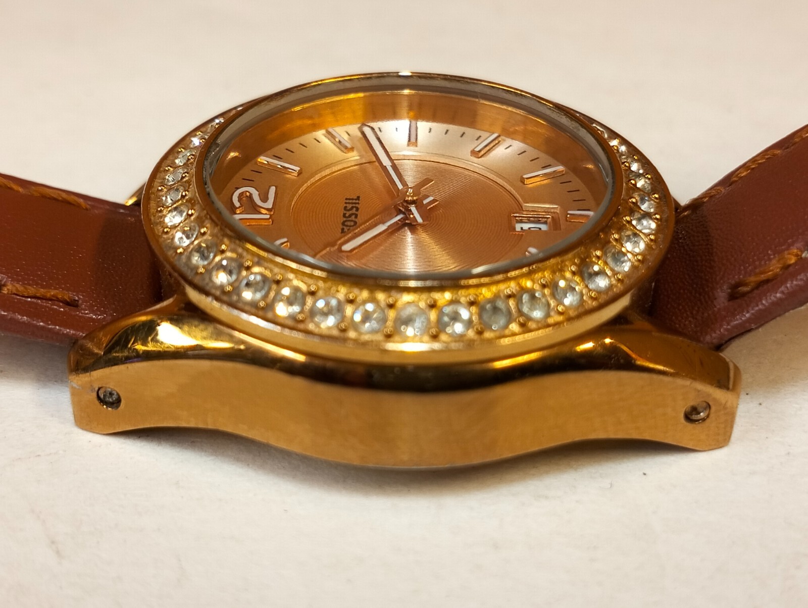 FOSSIL QUARTZ ROSE GOLD DIAL ES2889 WOMEN’S FULL WORKING CONDITION VINTAGE WATCH