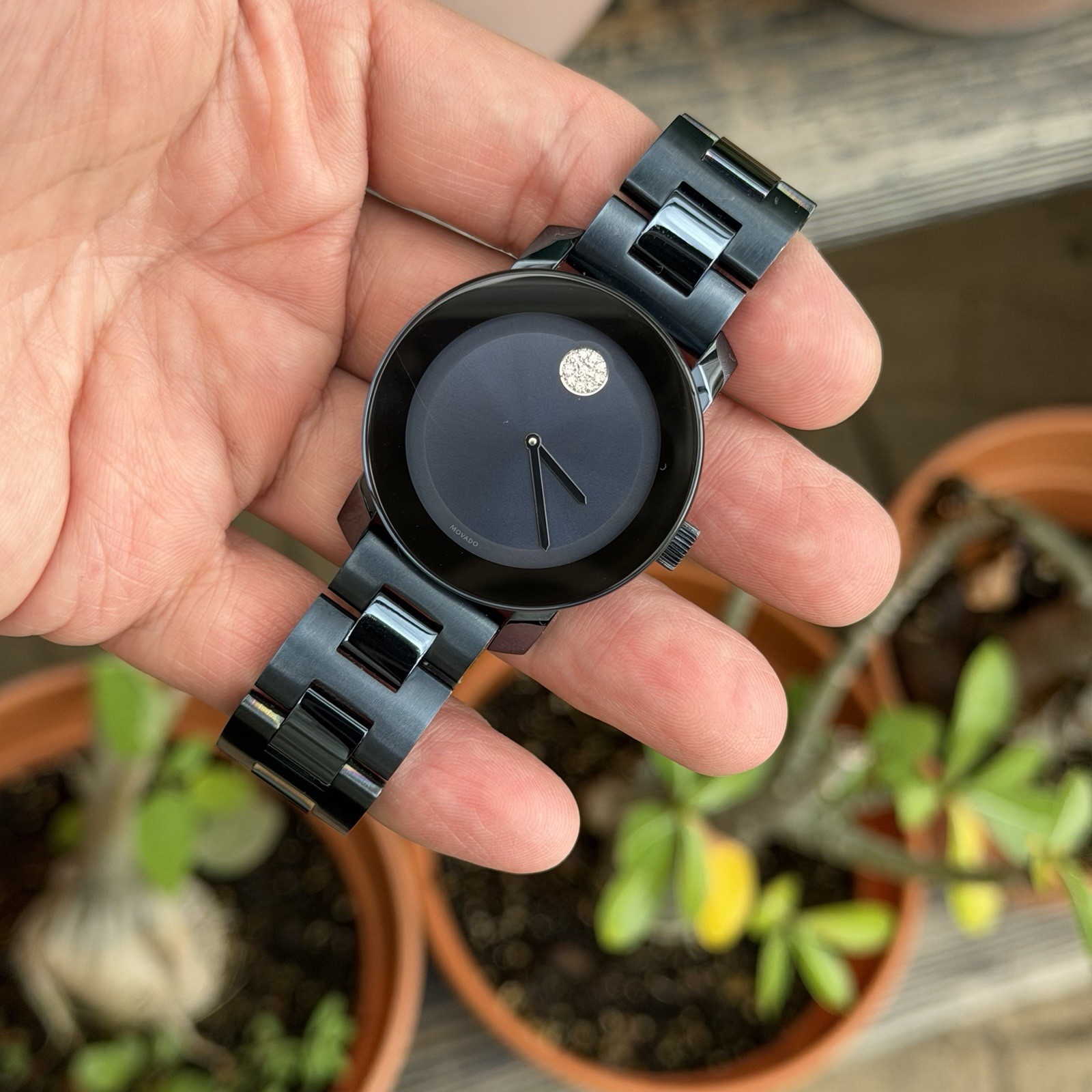 Movado BOLD Dark Blue Ceramic Dark Blue Dial 36mm Watch MB.01.3.14.6037 NEW BATT
