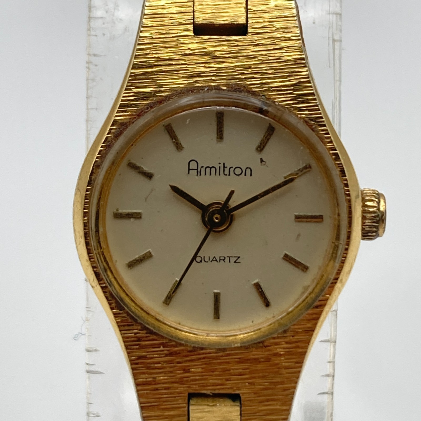 Vintage Armitron Womens Watch 11mm Gold Tone Petite Round New Battery 7″