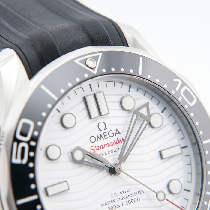 Omega Seamaster Diver 300M Master Chronometer 210.32.42.20.04.001 Box/Paper