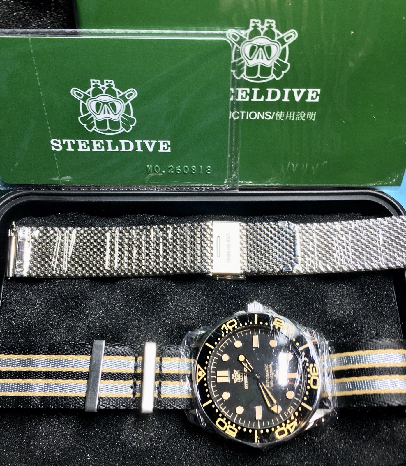 STEELDIVE 007 42MM WATCH NO TIME TO DIE SEIKO NH35 SAPPHIRE MILANESE & NATO BAND