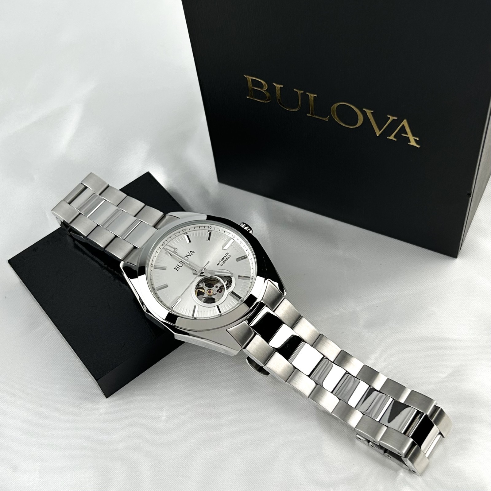 Bulova Classic Surveyor 96A274 Silver Tone Dial Men’s Automatic Watch 42mm
