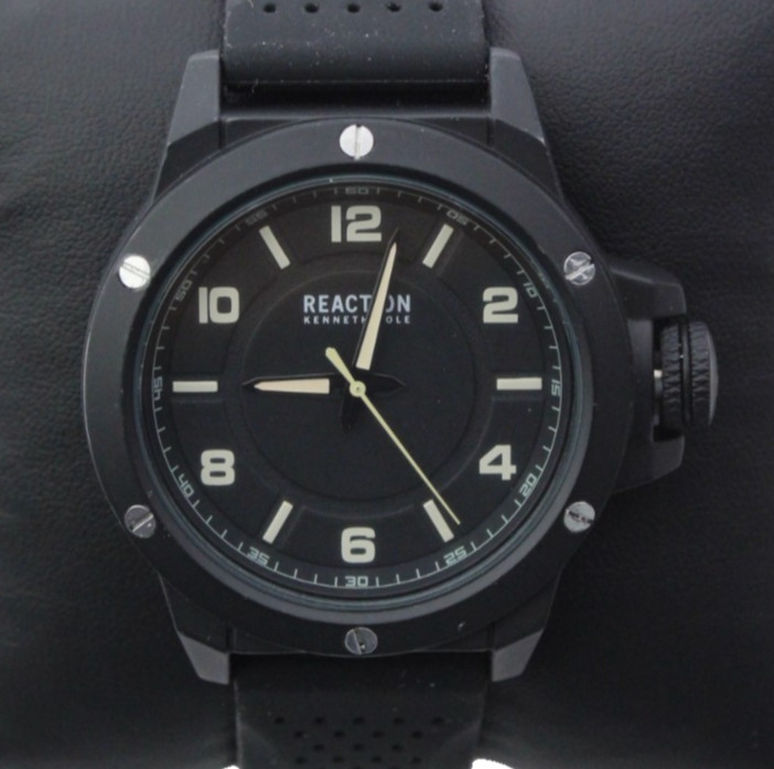 NEW Kenneth Cole Reaction Men’s Analog w/Black Silicone Strap Watch KRWGM2170501