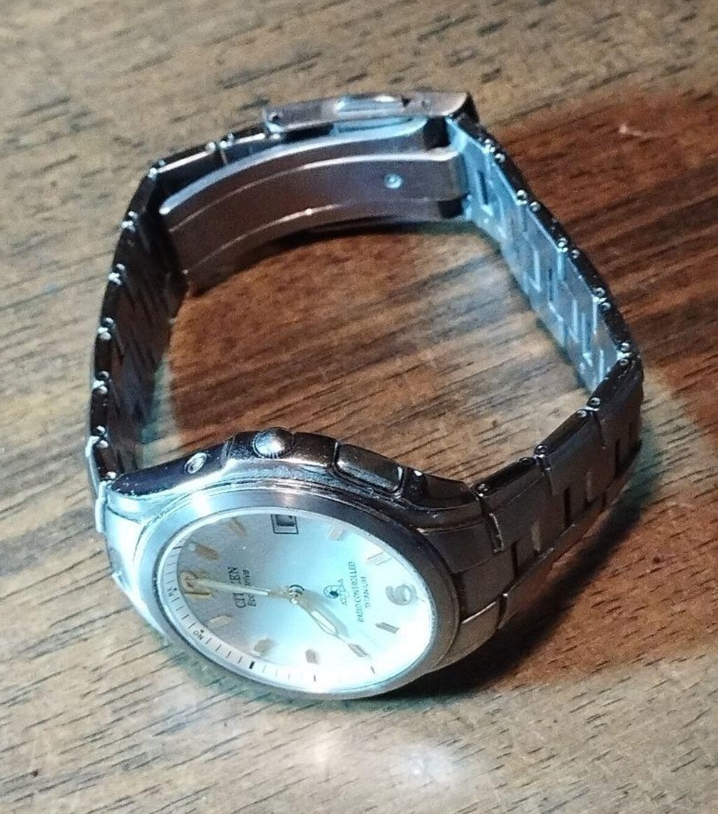 Citizen Attesa Eco-Drive Radio Controlled Date Titanium Watch Japan