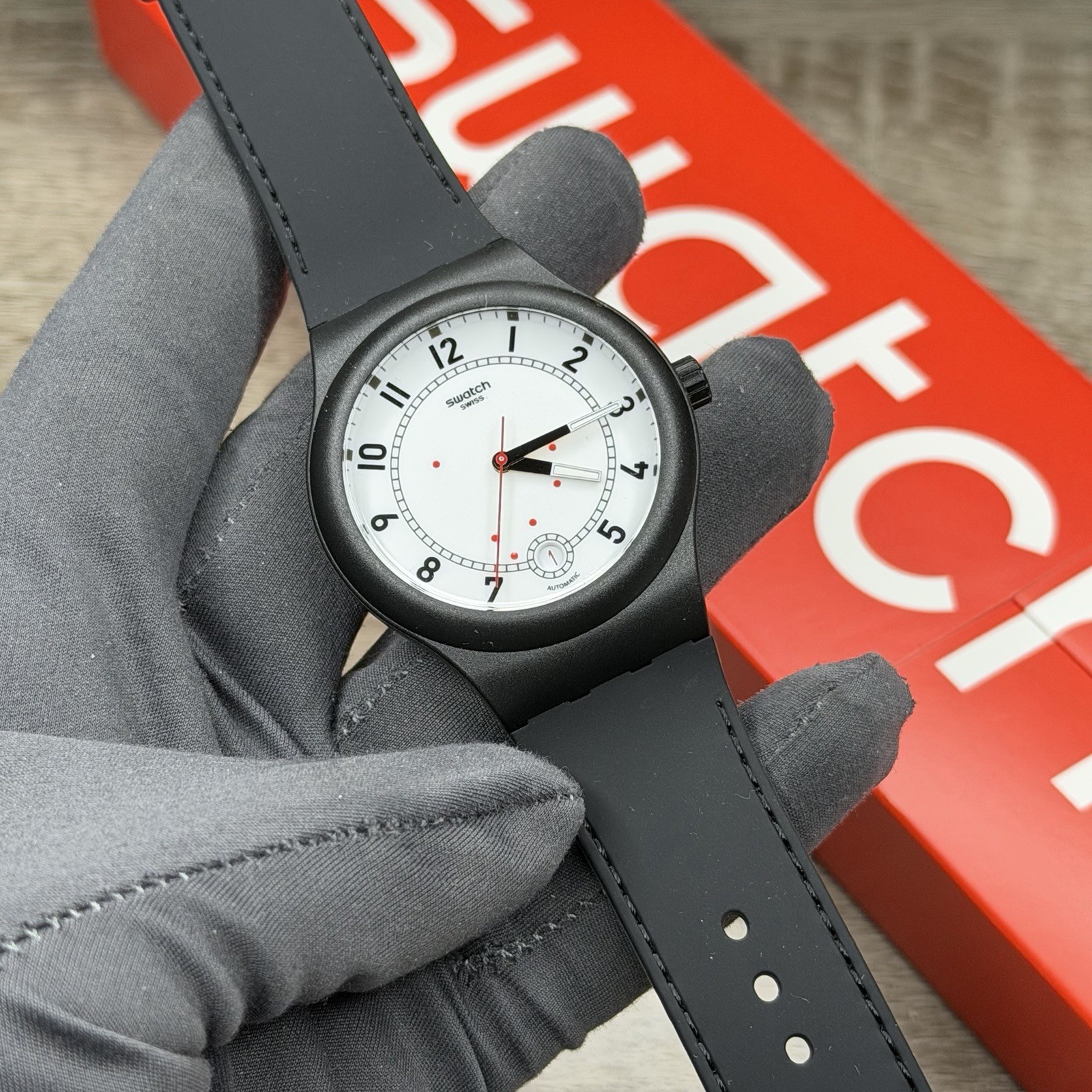 NEW✅AUTOMATIC✅ Swatch SISTEM CHIC Black Silicone Men’s Watch SUTB402