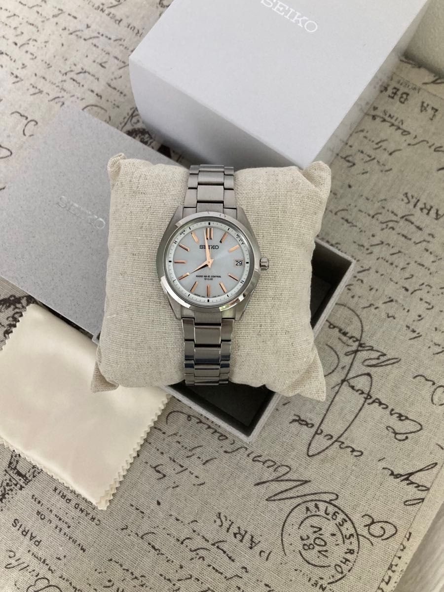 Seiko Brightz SAGZ085 Solar Radio Controlled Blue Dial Titanium Watch Japan