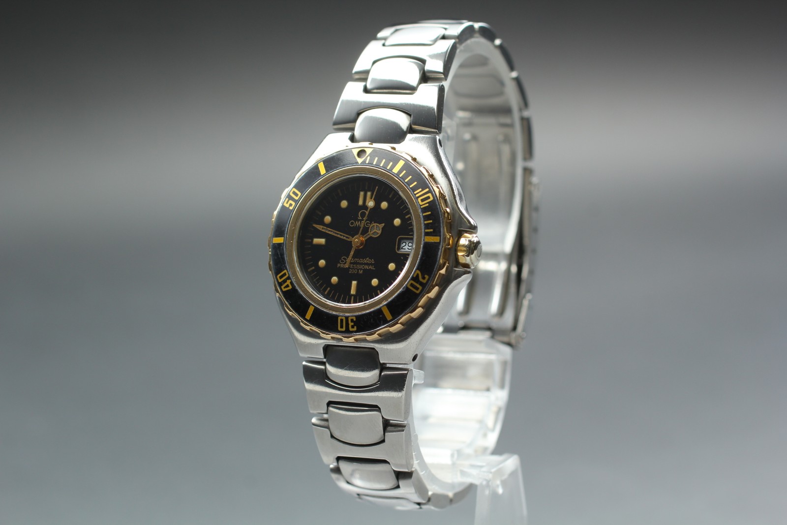 [Ext+5] Omega Seamaster Professinal 200M Gold Quartz woman’s Watch From JAPAN