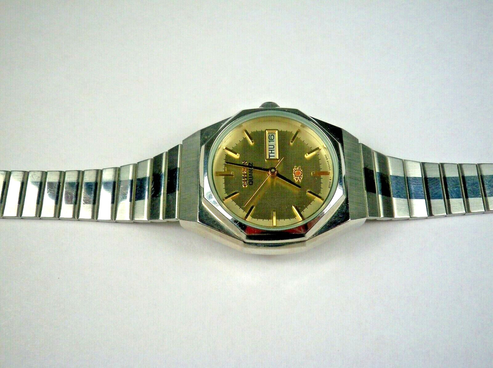 Citizen Ladies Watch 2000-943309 SMG Quartz Silvertone Day & Date, Stainless