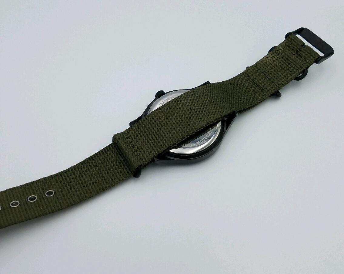 Express FMDEX1735 Mens Dark Green Fabric Adjustable Band 30meters Watch #136
