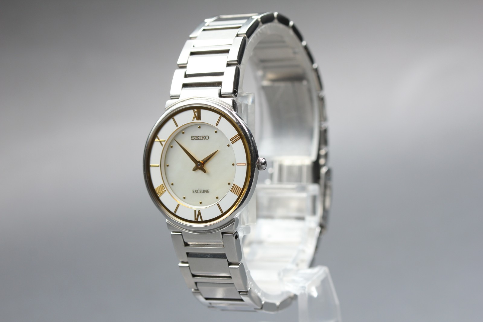 1994[N MINT] Seiko Exceline 4J40-0AF0 Silver Roman Two Tone 25mm Qz Ladies Watch