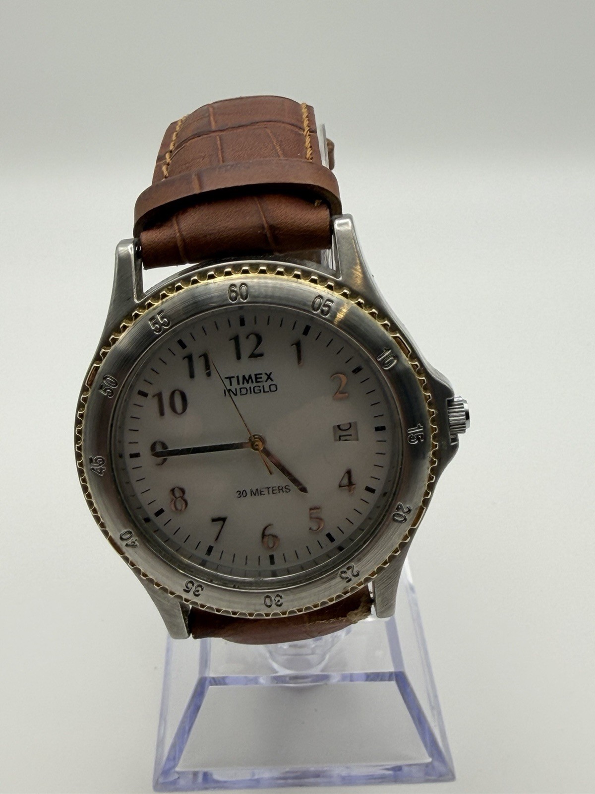 Timex Indiglo White Dial Quartz Date 30m WR Brown Leather Strap Watch